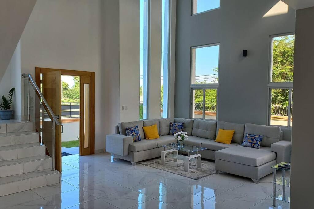 5 Star Villa Minutes From Airport And Beaches Sosúa Exterior foto